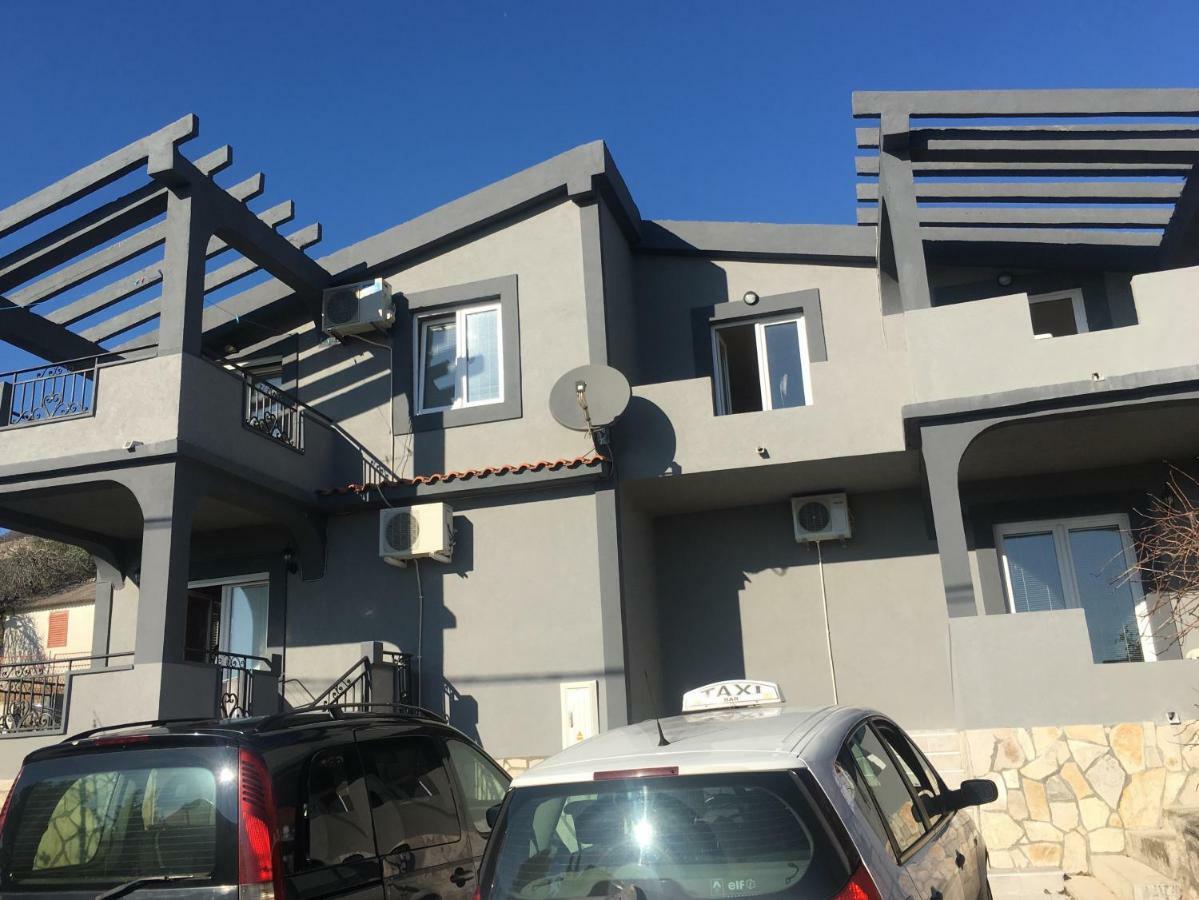 באר Apartmani Miljana מראה חיצוני תמונה